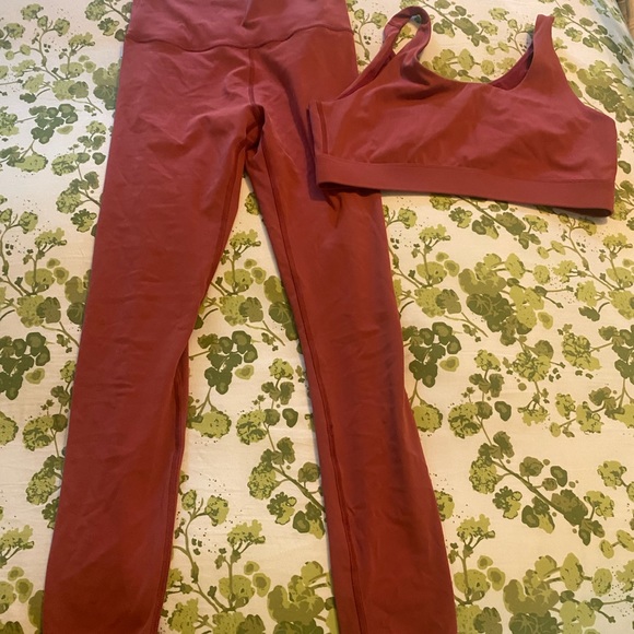 Outdoor Voices Set - Picture 5 of 5